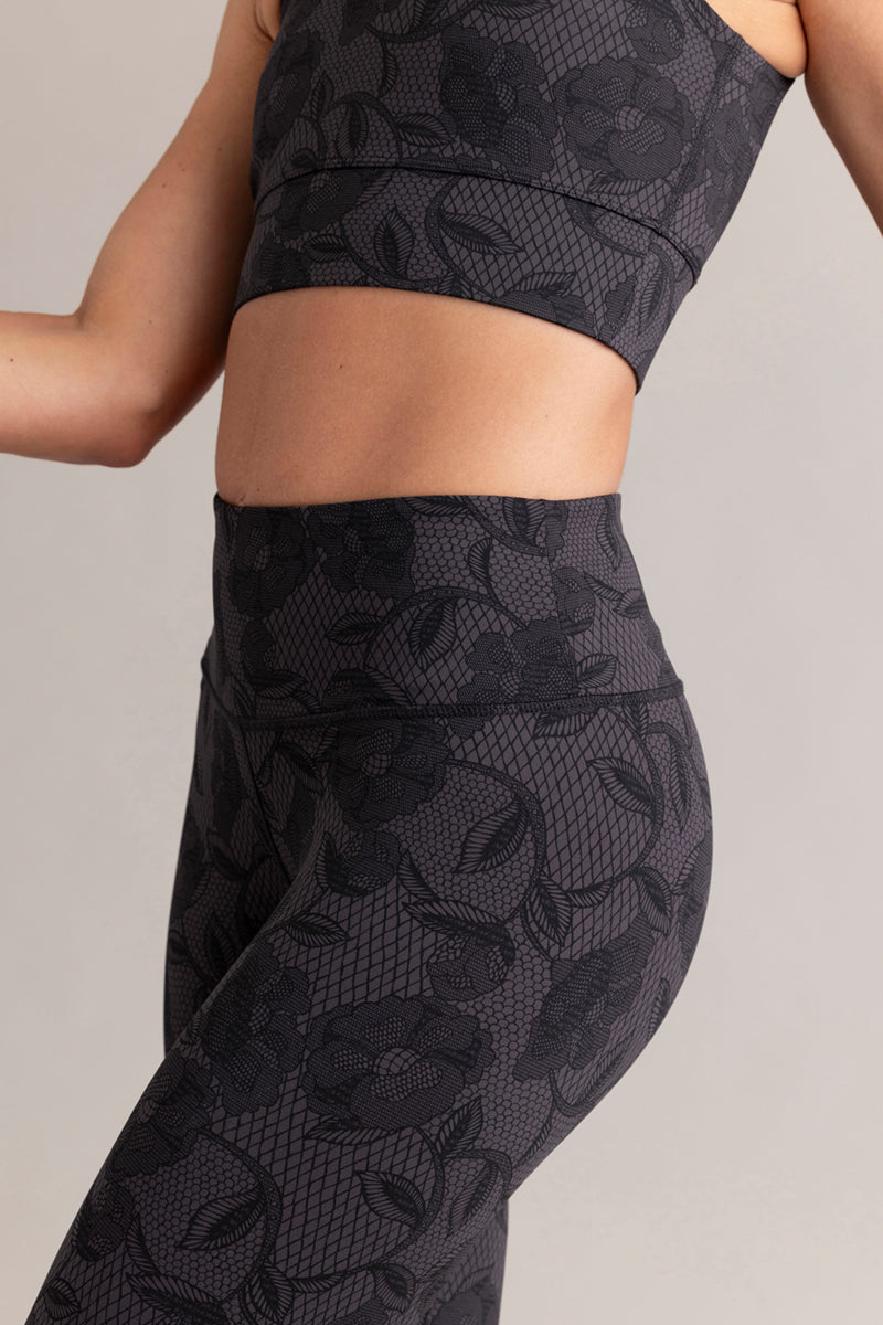 Cropped Leggings Dark Lace | Hey Honey & Active Wear